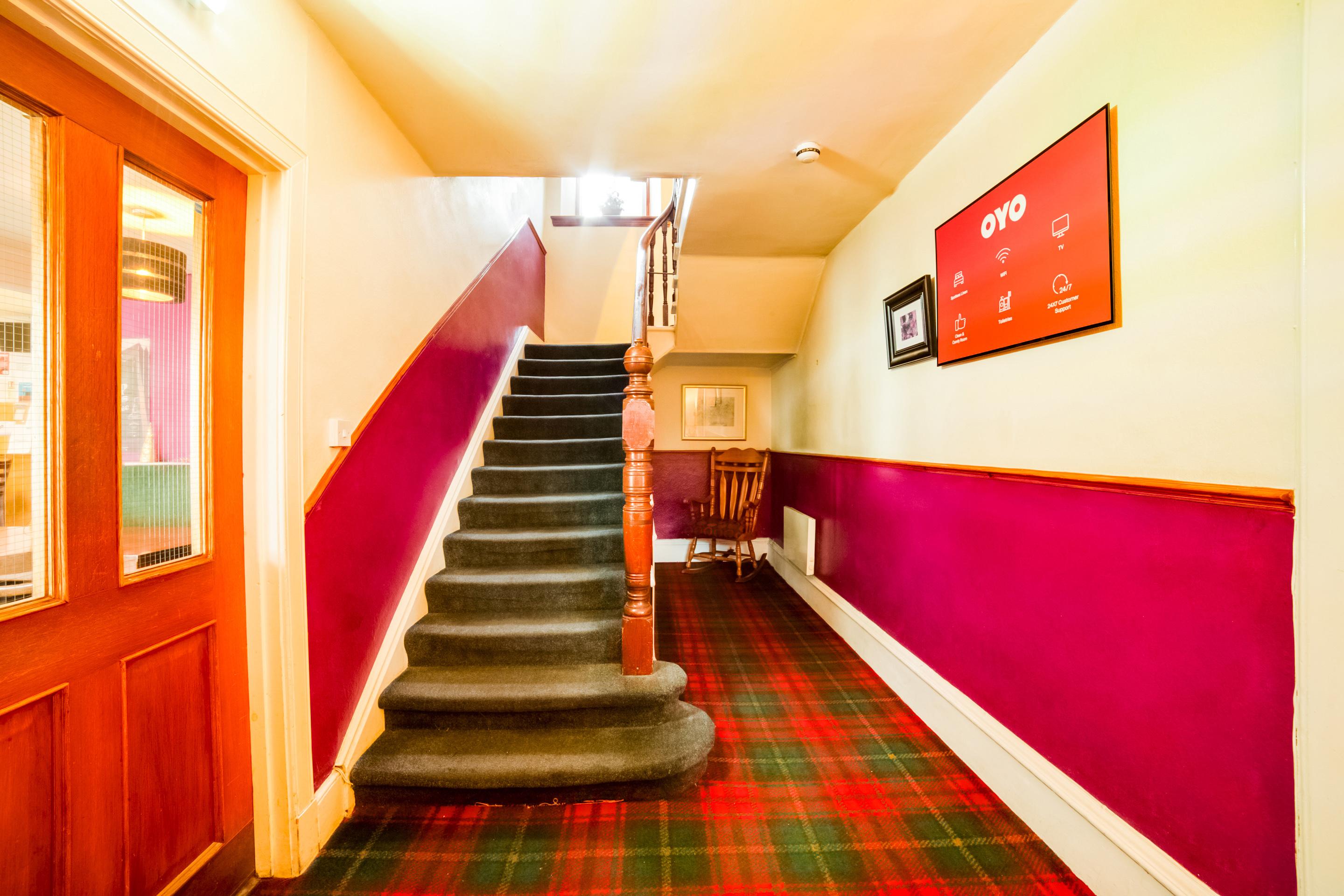 OYO Braeriach Hotel Newtonmore Exterior foto