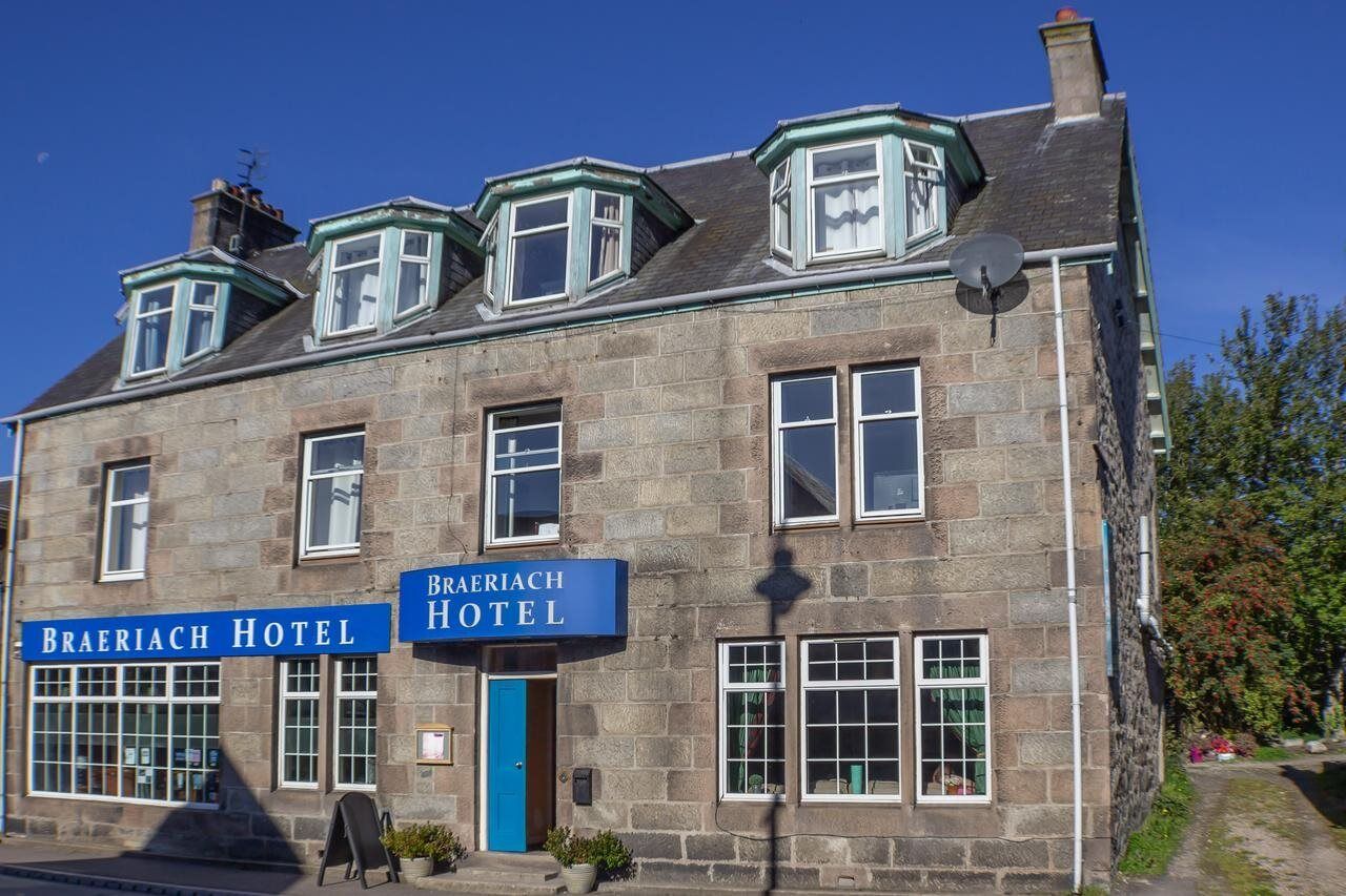 OYO Braeriach Hotel Newtonmore Exterior foto